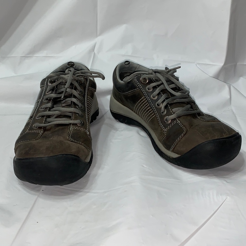 KEEN Gray Austin Oxford Casual Shoe Lace up Size 8